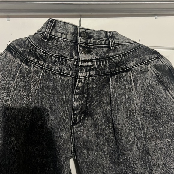 Vintage Lee Made in USA “Mom” High waisted Jean button fly - Picture 2 of 10